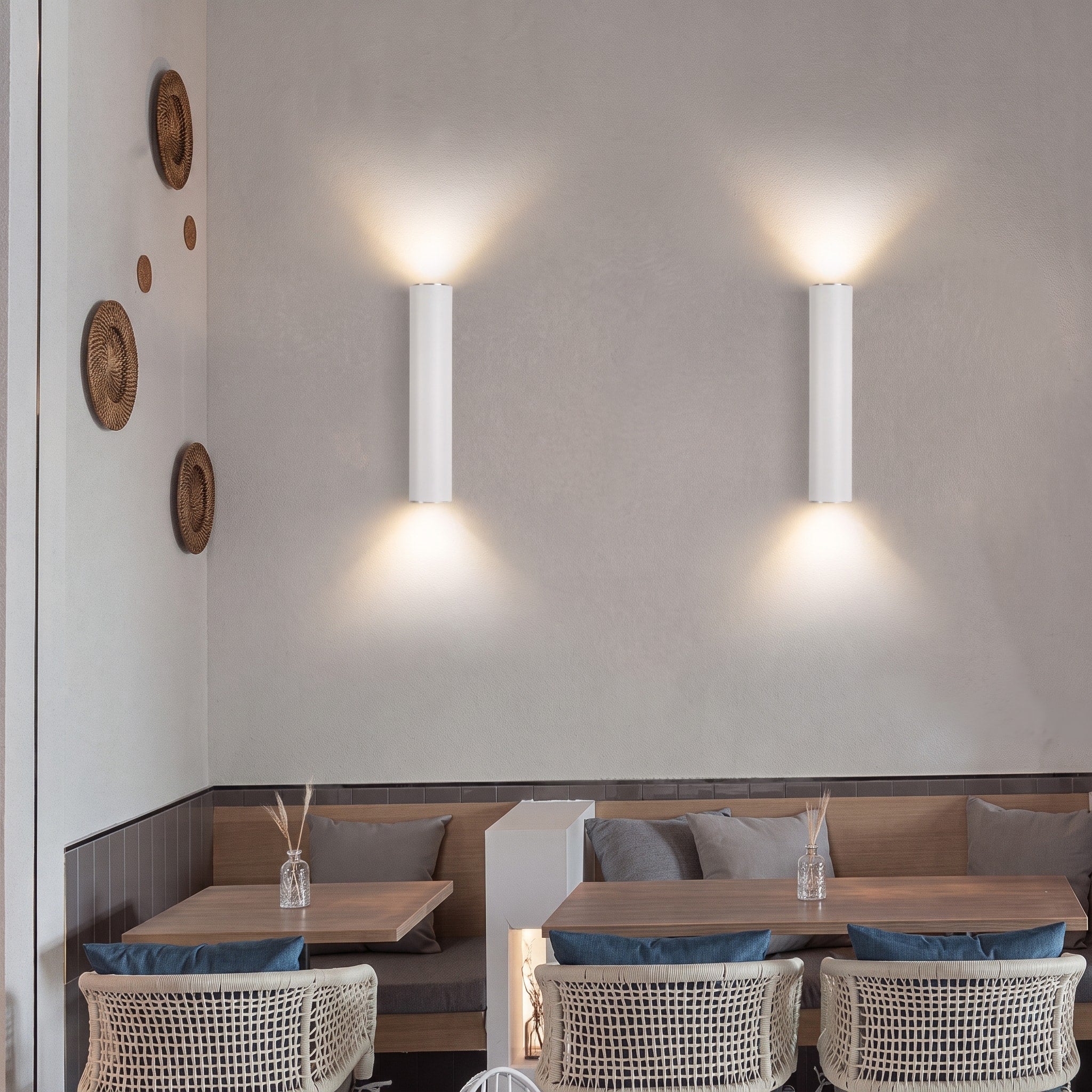 Zylindrische Wandleuchte im minimalistischen Design