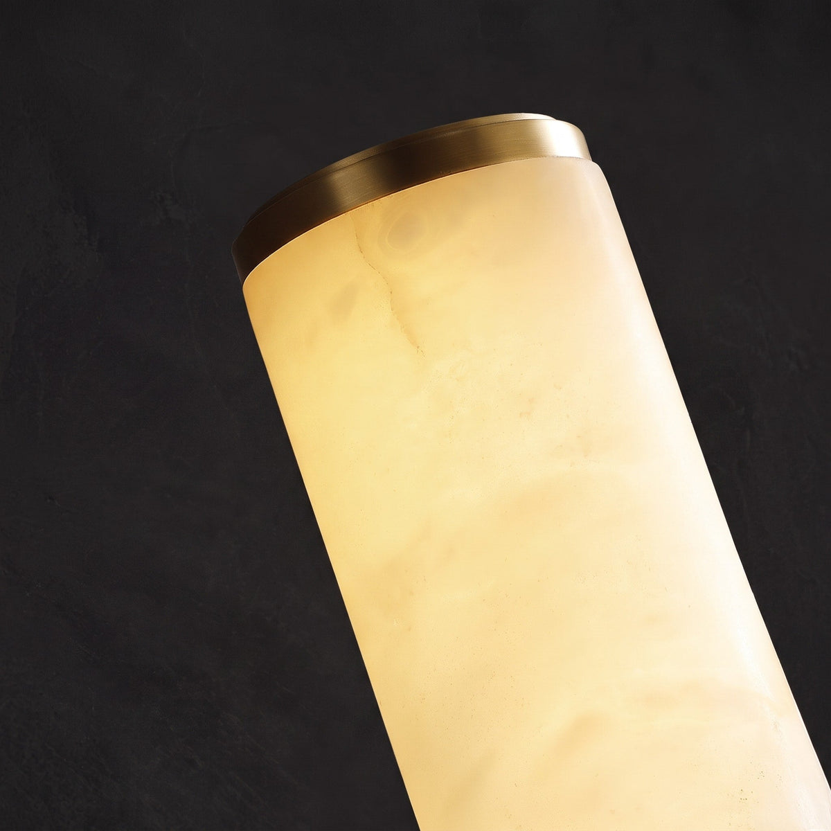 Alabaster Wandleuchte Zylindrisch mit Metallsockel - Wall Light Fixtures - Schwarz - Voldeva
