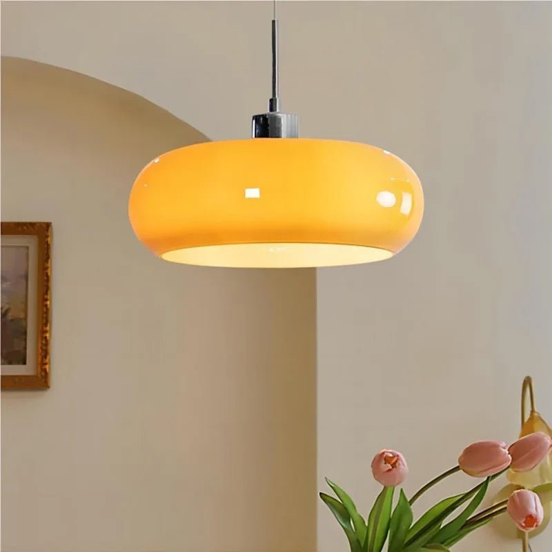 Bauhaus Pendelleuchte mit Rundem Kuppelschirm - Pendelleuchte - Gelb - Voldeva