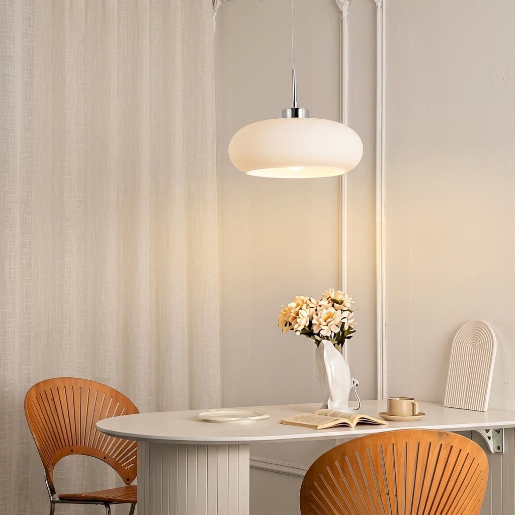 Bauhaus Pendelleuchte mit Rundem Kuppelschirm - Pendelleuchte - Weiß - Voldeva