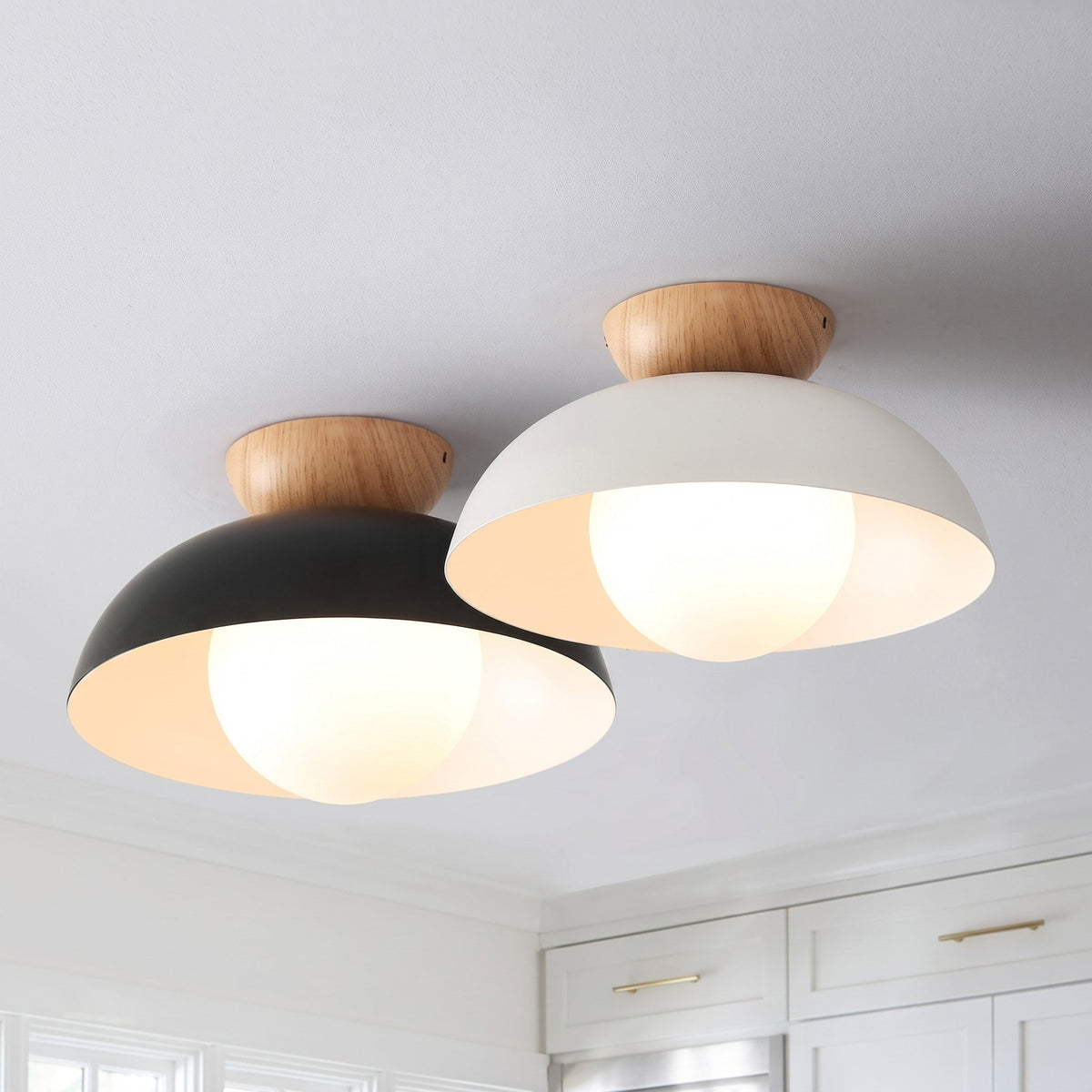 Deckenleuchte Halbrund Holz Metall Minimalistisches Design - Ceiling Light Fixtures - Weiß - Voldeva