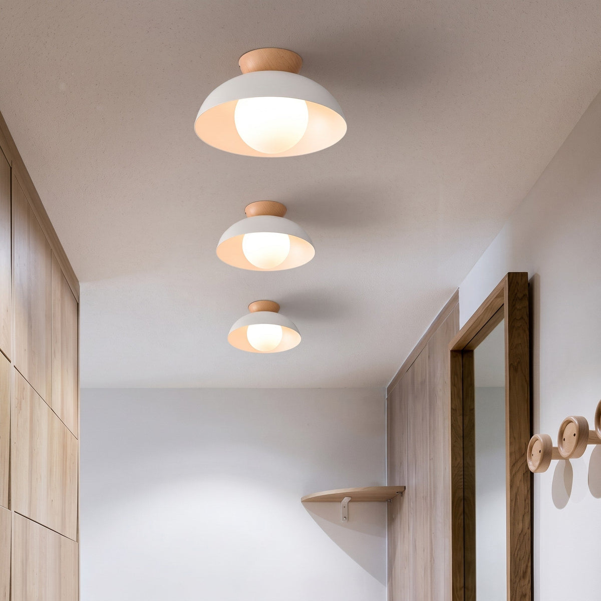 Deckenleuchte Halbrund Holz Metall Minimalistisches Design - Ceiling Light Fixtures - Weiß - Voldeva