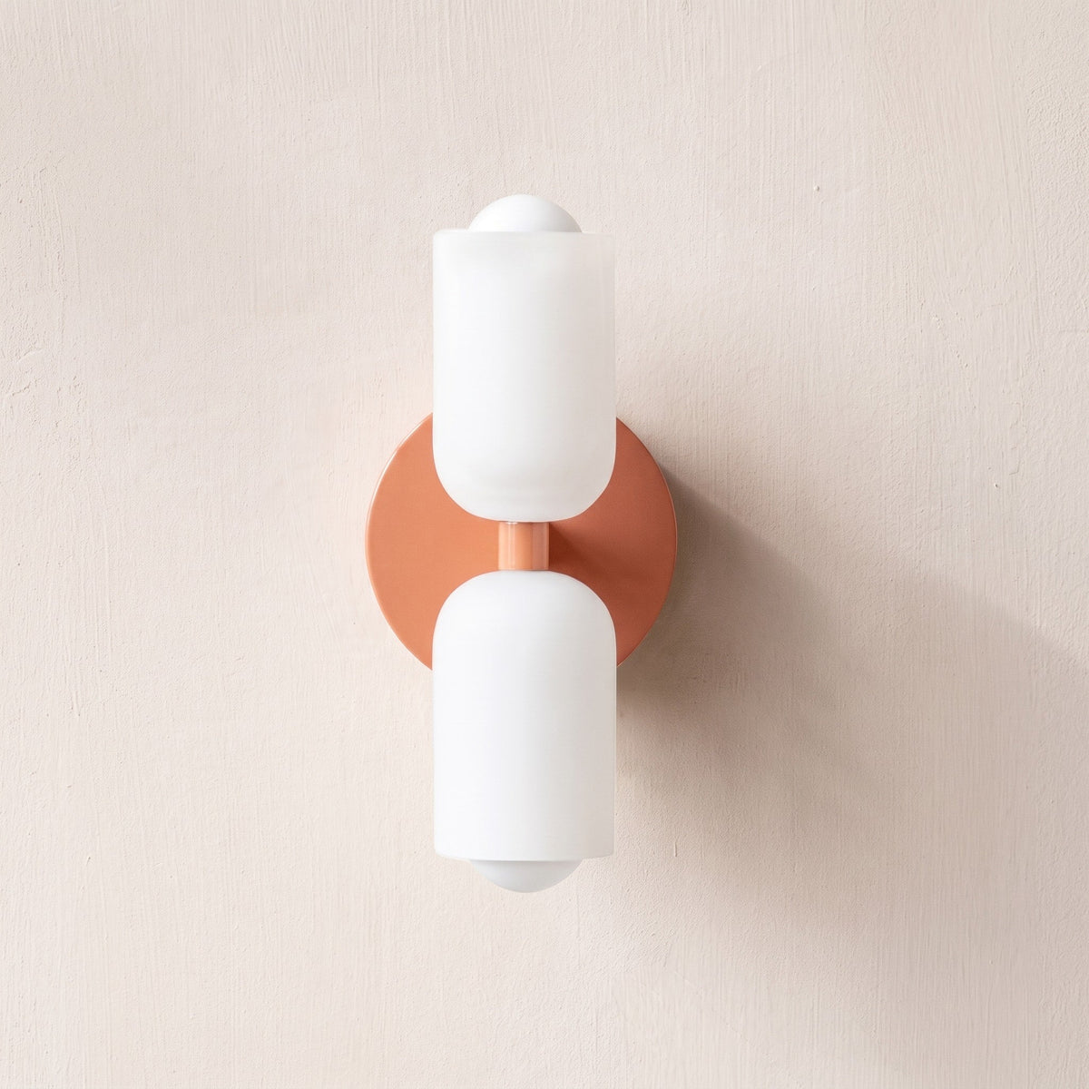 Doppelkopf Wandleuchte mit Glaszylindern im Messing-Design - Wall Light Fixtures - Rosa - Voldeva