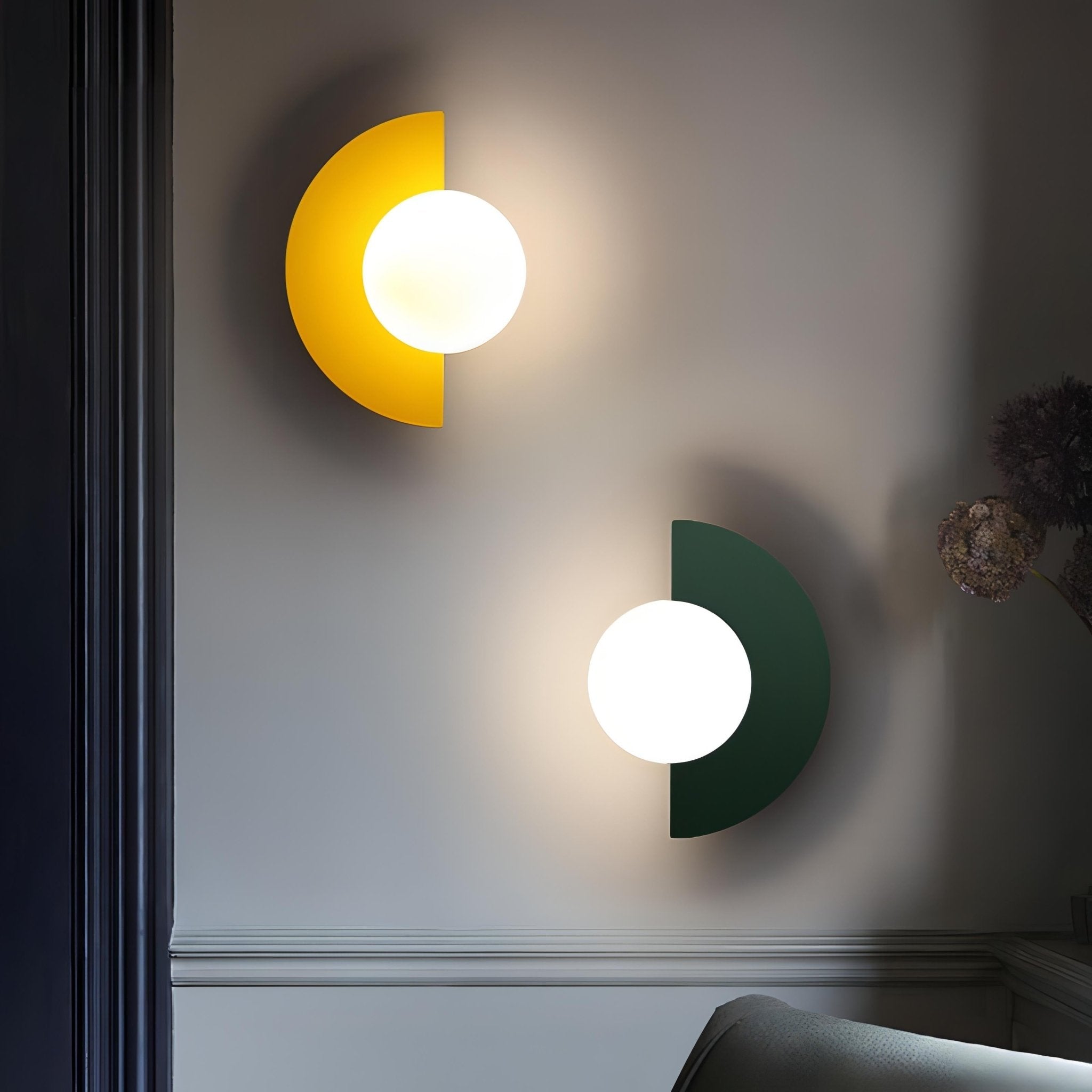 Halbrunde Wandleuchte im minimalistischen Design - Wall Light Fixtures - Orange - Voldeva