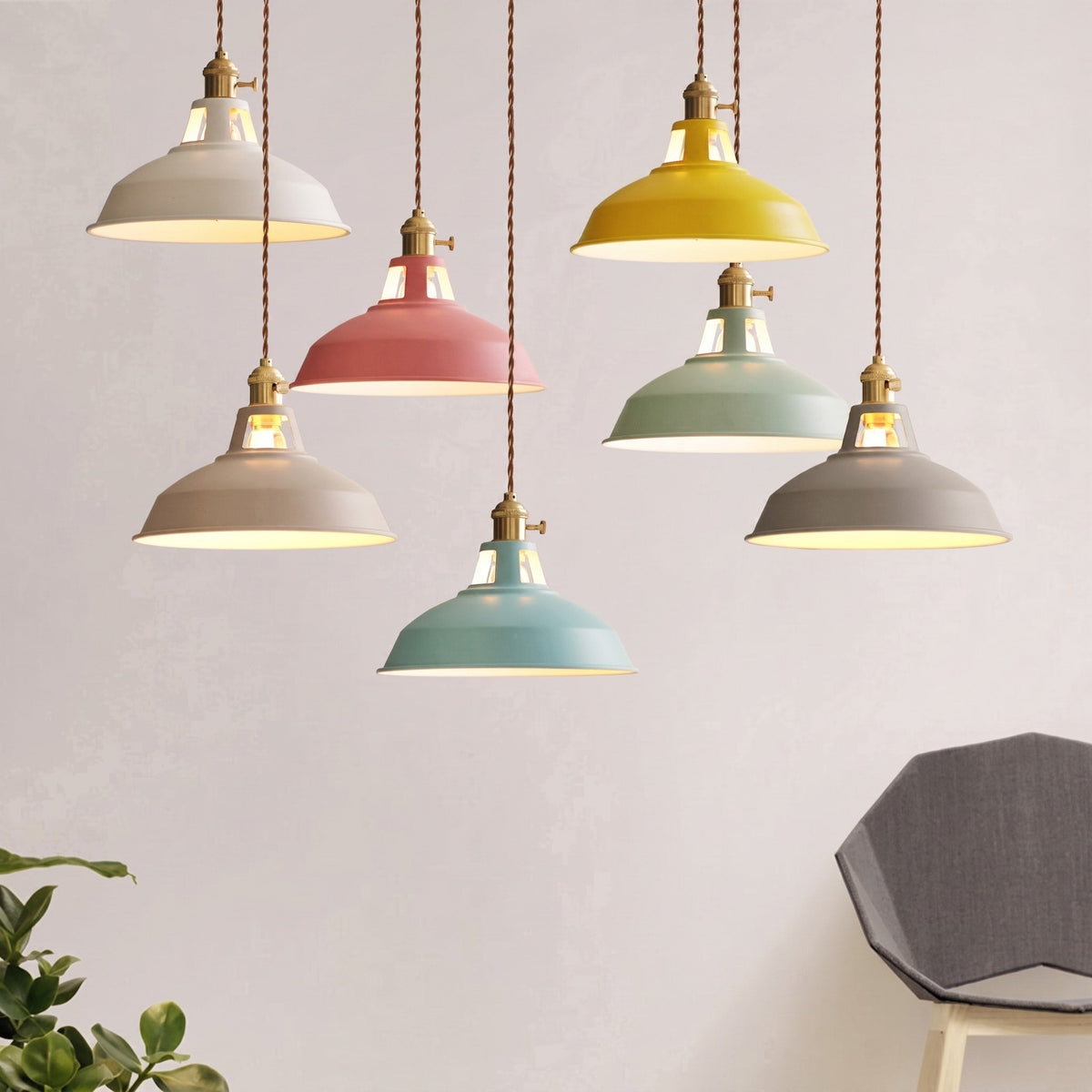 Industrielle Pendelleuchte mit Metallschirm im Retro-Design - Pendant Light Fixtures - Weiß - Voldeva