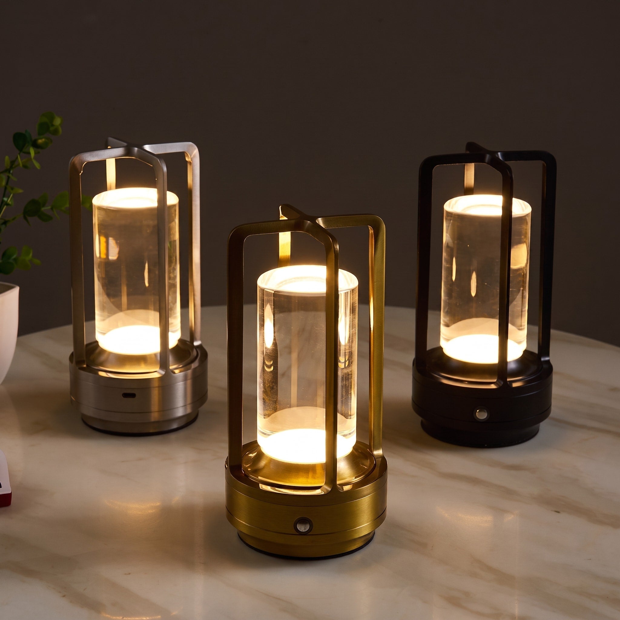 Kabellose Kristall Tischlampe im Laternendesign - Table Lamps - Silber - Voldeva