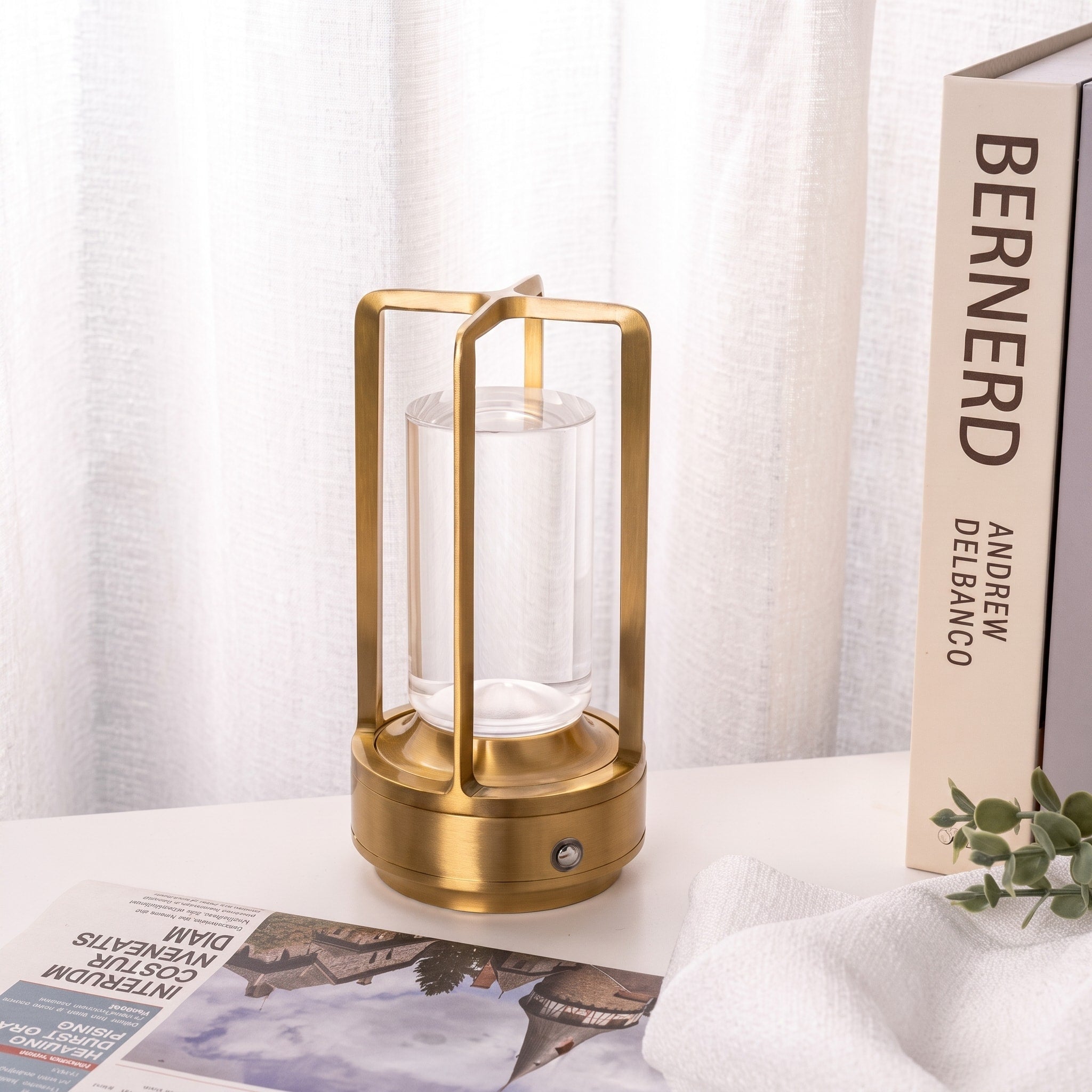 Kabellose Kristall Tischlampe im Laternendesign - Table Lamps - Gold - Voldeva