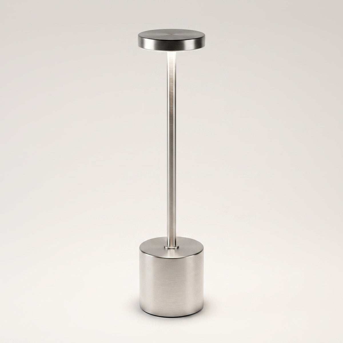 Kabellose LED Tischlampe Akku Metallständer Modernes Design - Table Lamps - Silber - Voldeva