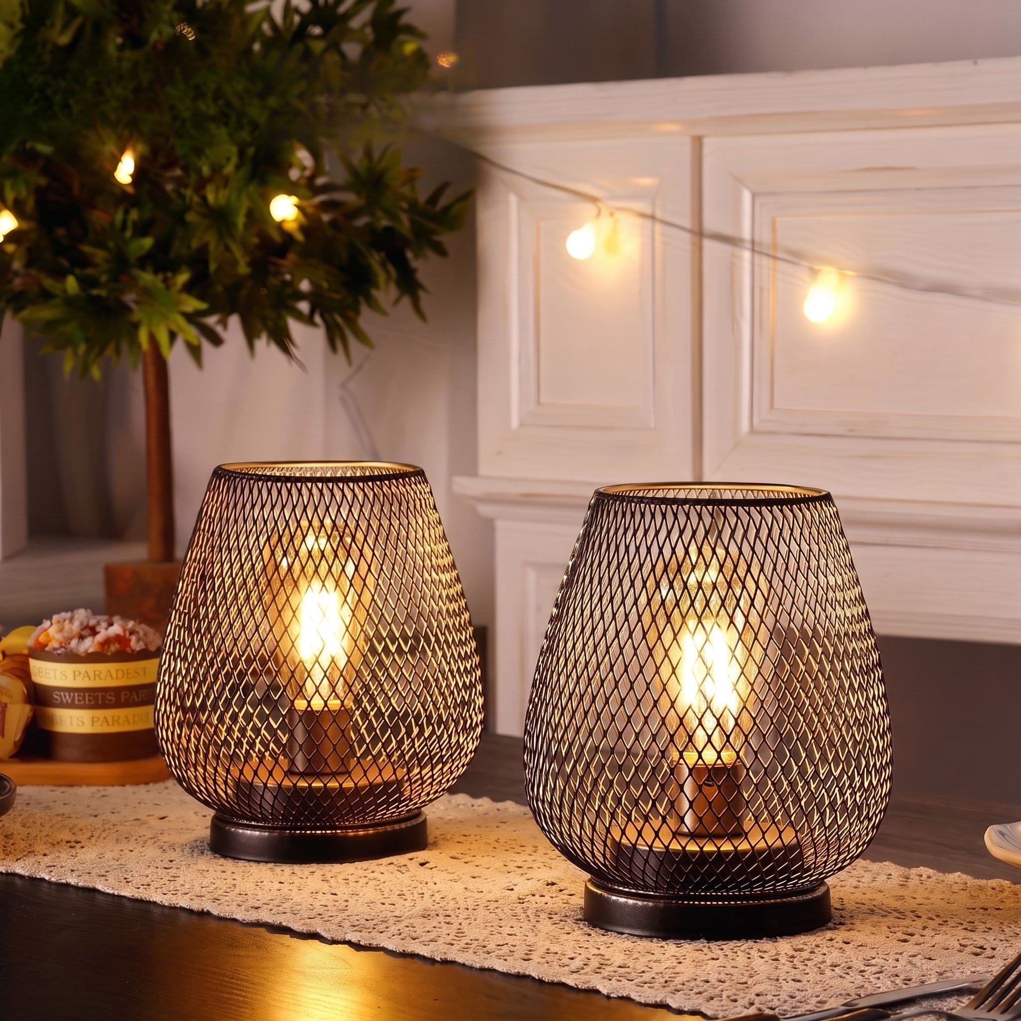 Kabellose LED Tischlampe mit Metallgitter Design - Table Lamps - Voldeva