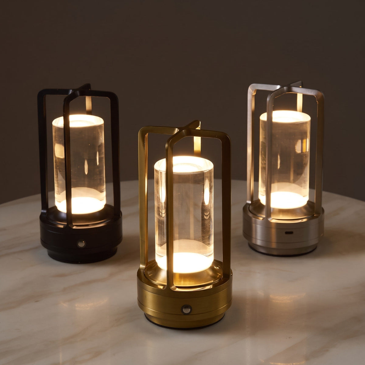 Kabellose Tischleuchte im Laternen-Design mit Touch-Bedienung - Table Lamps - Silber - Voldeva