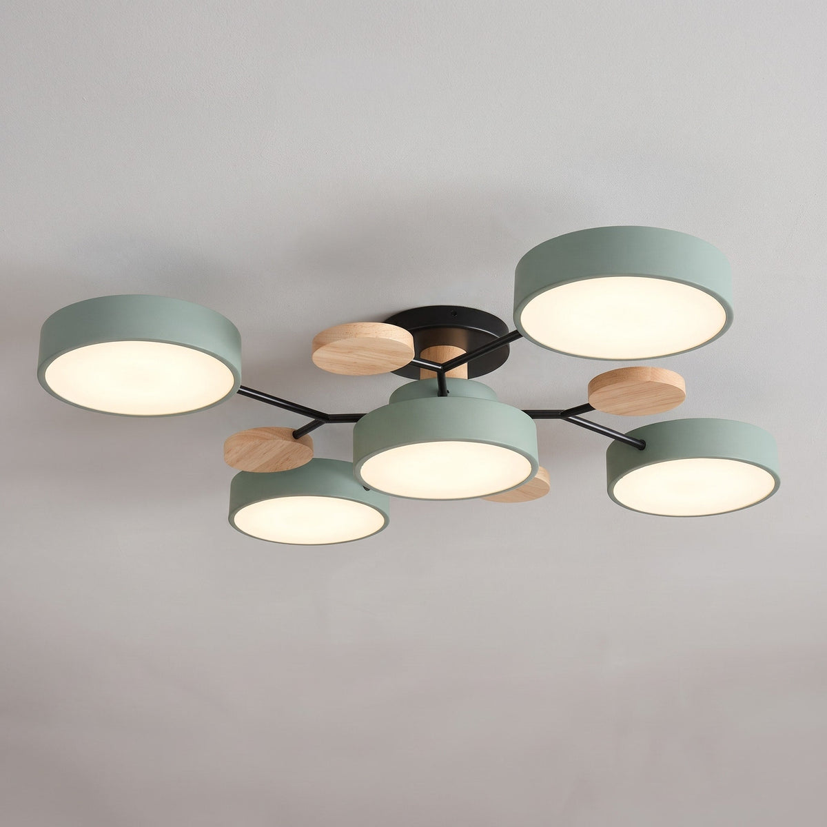 Moderne LED Deckenleuchte mit Astdesign und Holzakzenten - Pendant Light Fixtures - Grün - Voldeva