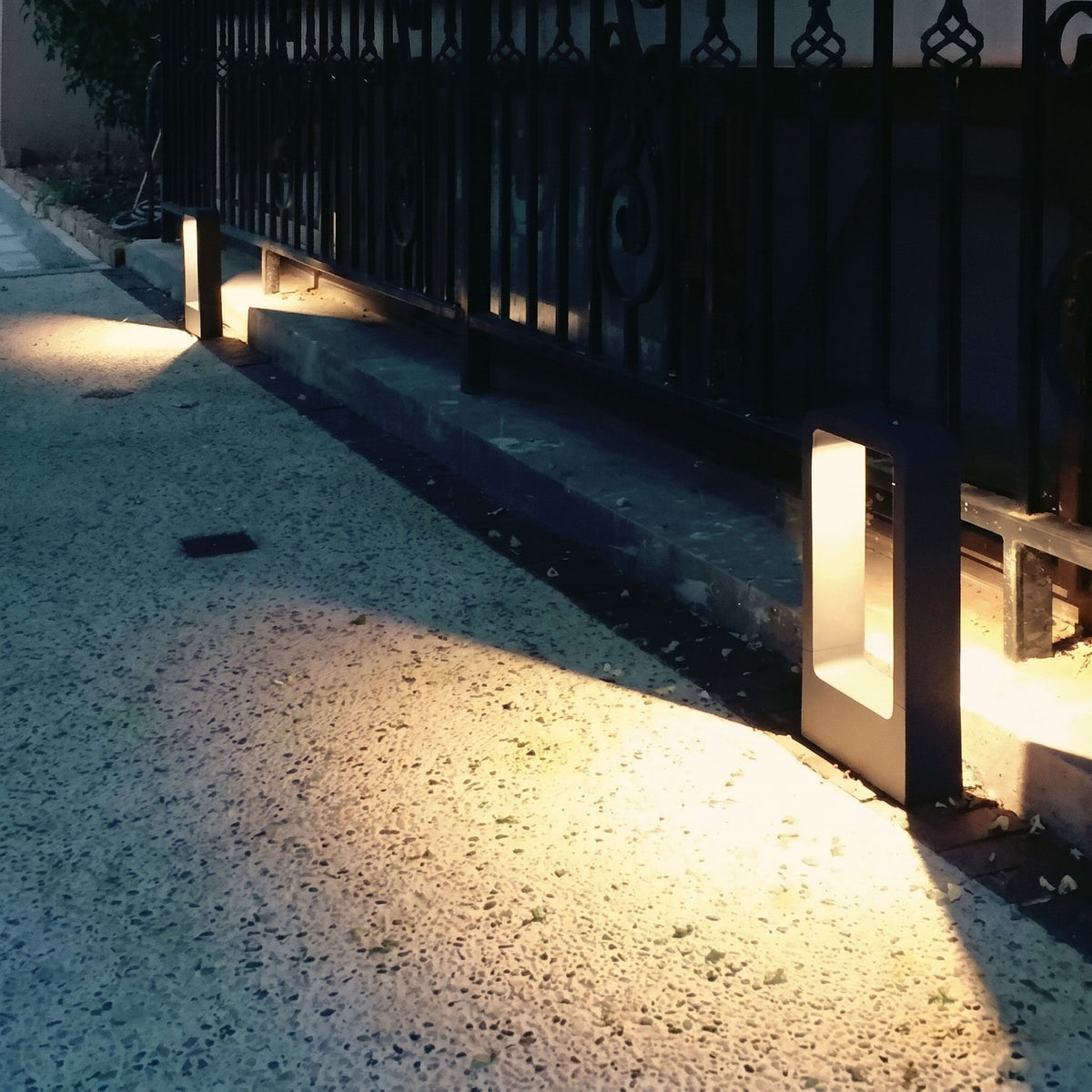 Moderne LED Wegeleuchte im minimalistischen Design - Landscape Pathway Lighting - 30 cm - Voldeva