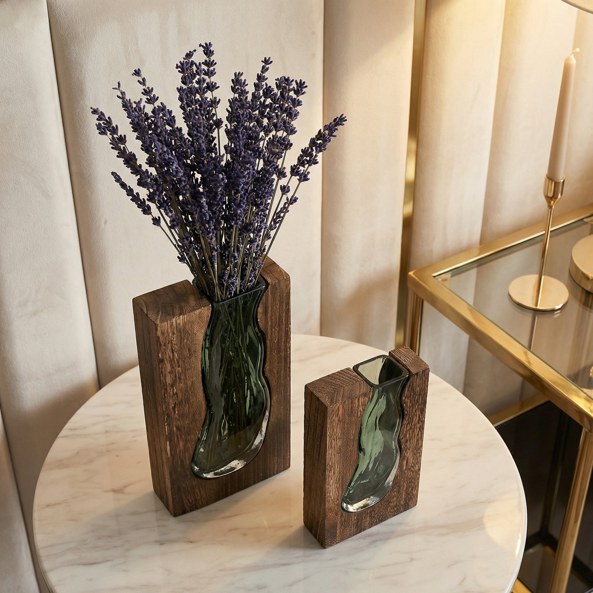 Vase mit Holzrahmen im Live-Edge-Design - Vases - Groß - Voldeva