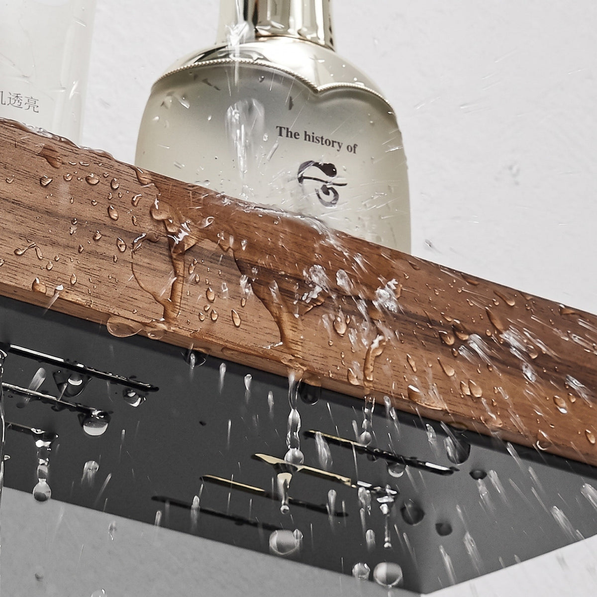Wandregal aus Holz mit schwarzer Metallhalterung - Rack Wall Shelves & Ledges - Braun - Voldeva