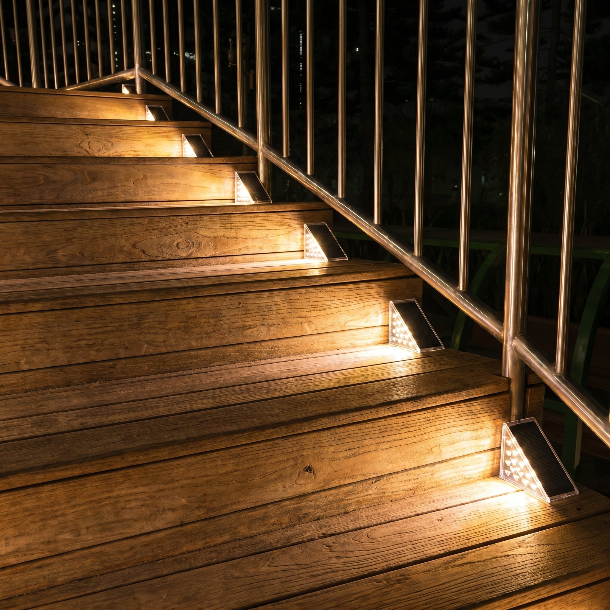 Wasserdichtes dreieckiges Solar LED Stufenlicht - LED Stufenlicht - Warmweiß - Voldeva