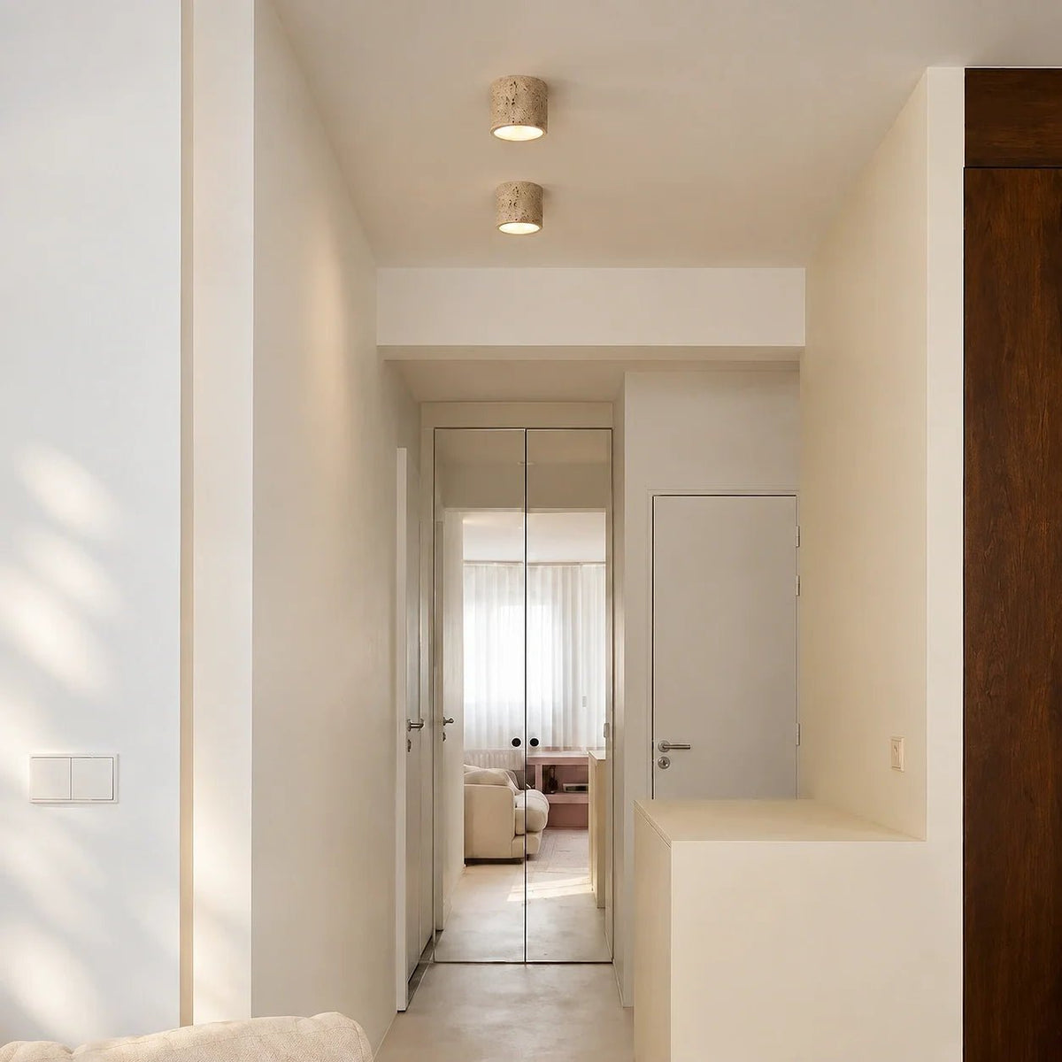 Zylindrische Deckenleuchte im Wabi-Sabi Design mit Travertin-Optik - Ceiling Light Fixtures - Beige - Voldeva