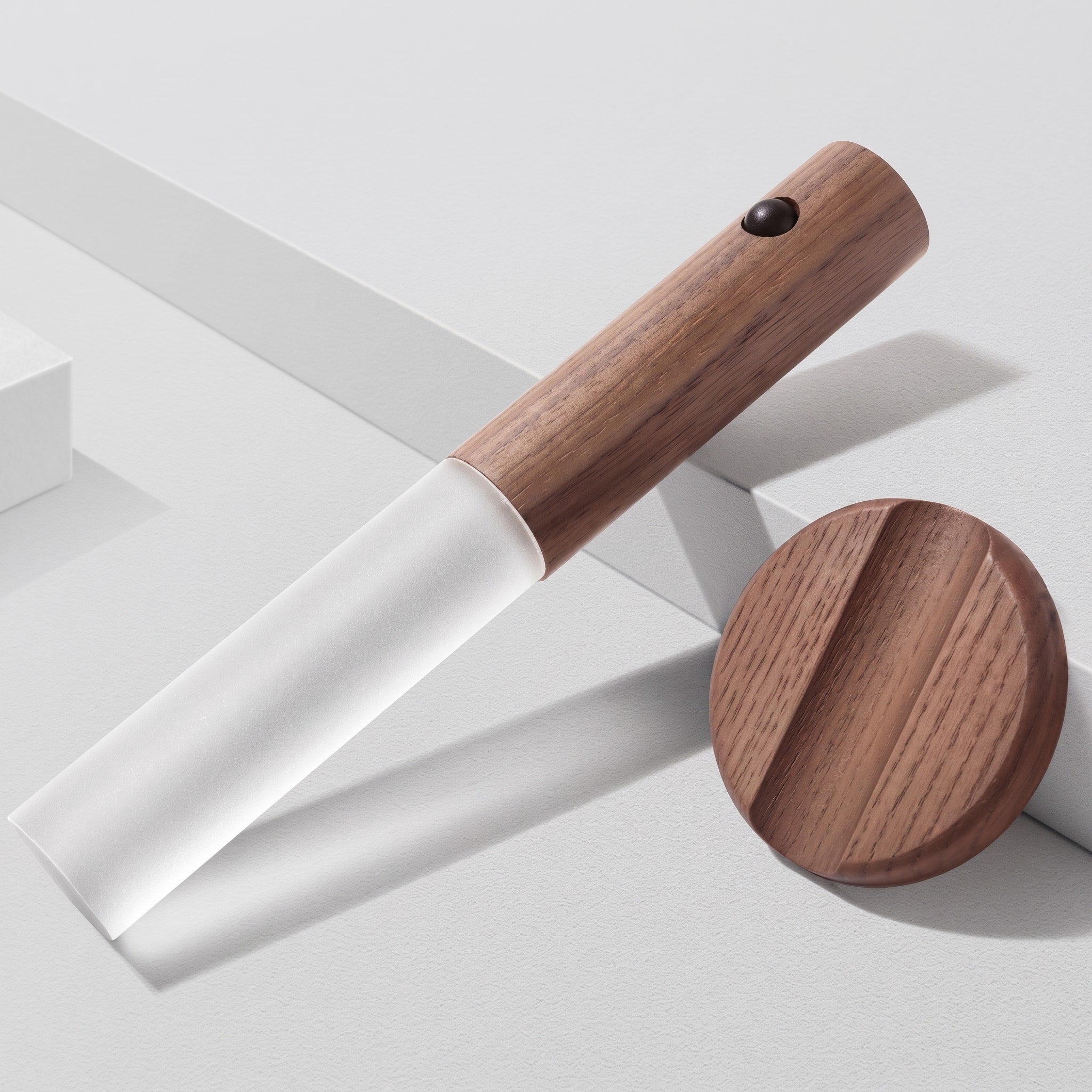 Kabellose LED Wandleuchte mit Bewegungsmelder und Holzdesign