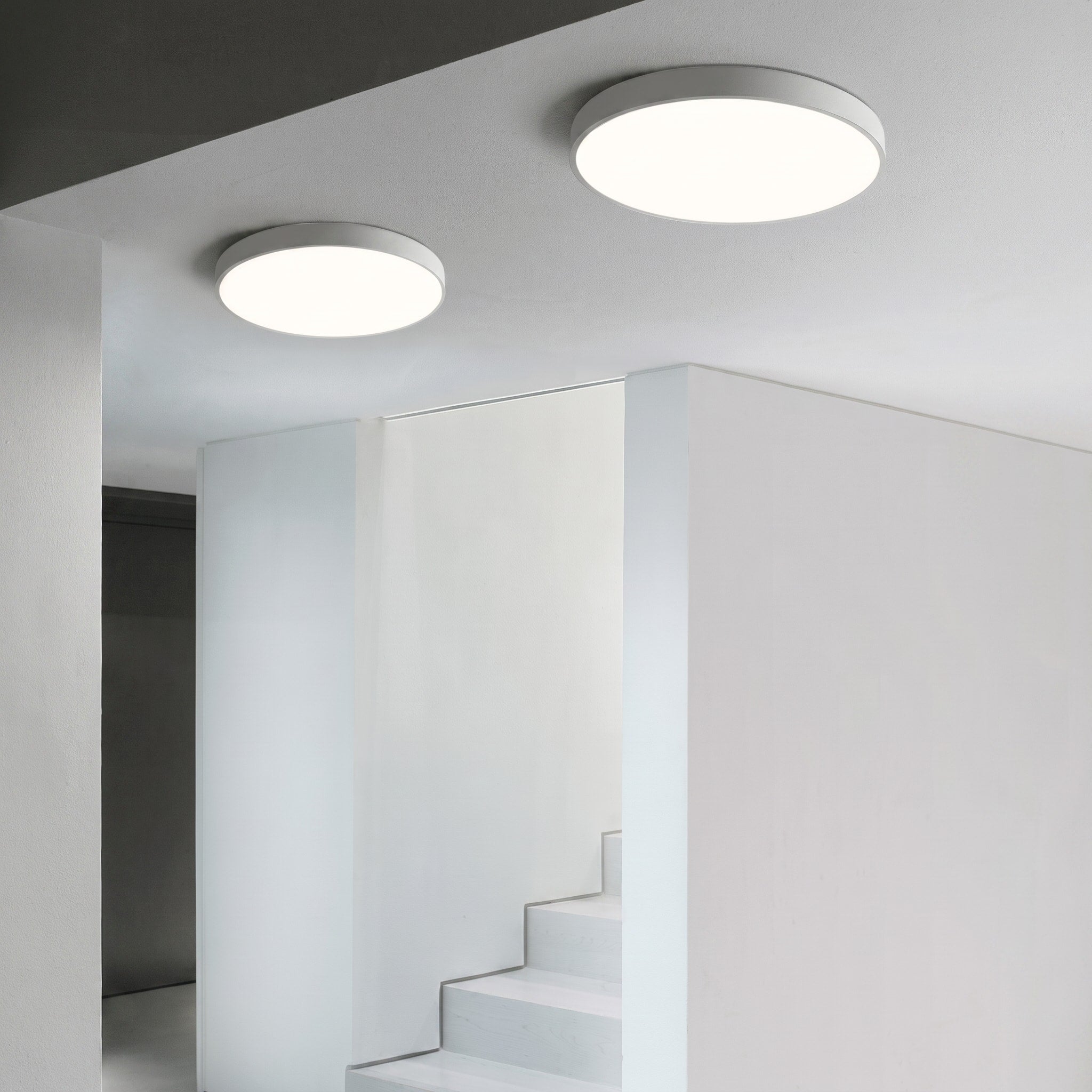 Runde LED Deckenleuchte mit minimalistisches Flachdesign