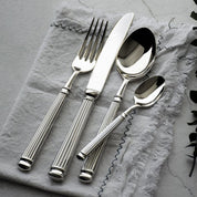 4 - teiliges Besteckset aus Silber mit geriffeltem Griff - Besteck - Set - Voldeva