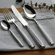 4 - teiliges Besteckset aus Silber mit geriffeltem Griff - Besteck - Set - Voldeva