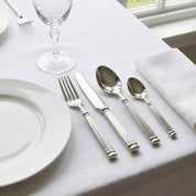 4 - teiliges Besteckset aus Silber mit geriffeltem Griff - Besteck - Set - Voldeva