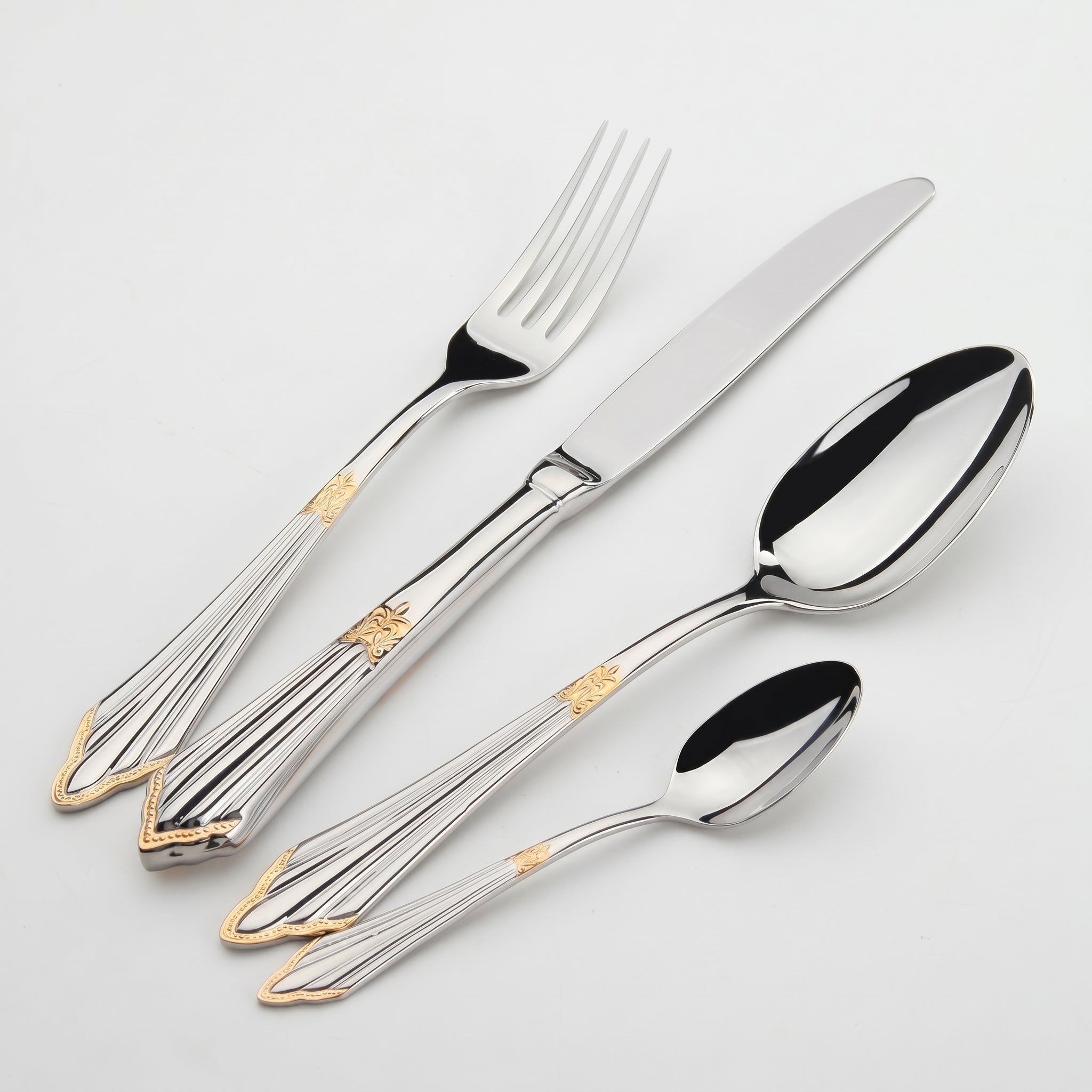 4 - teiliges Besteckset mit goldenen Details - Besteckset - Voldeva