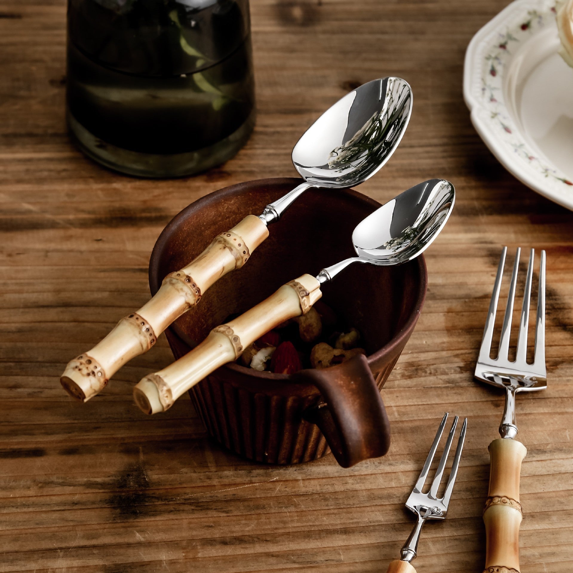 5 - teiliges Besteckset mit Bambusgriff - Cutlery - 5 - teiliges Set - Voldeva