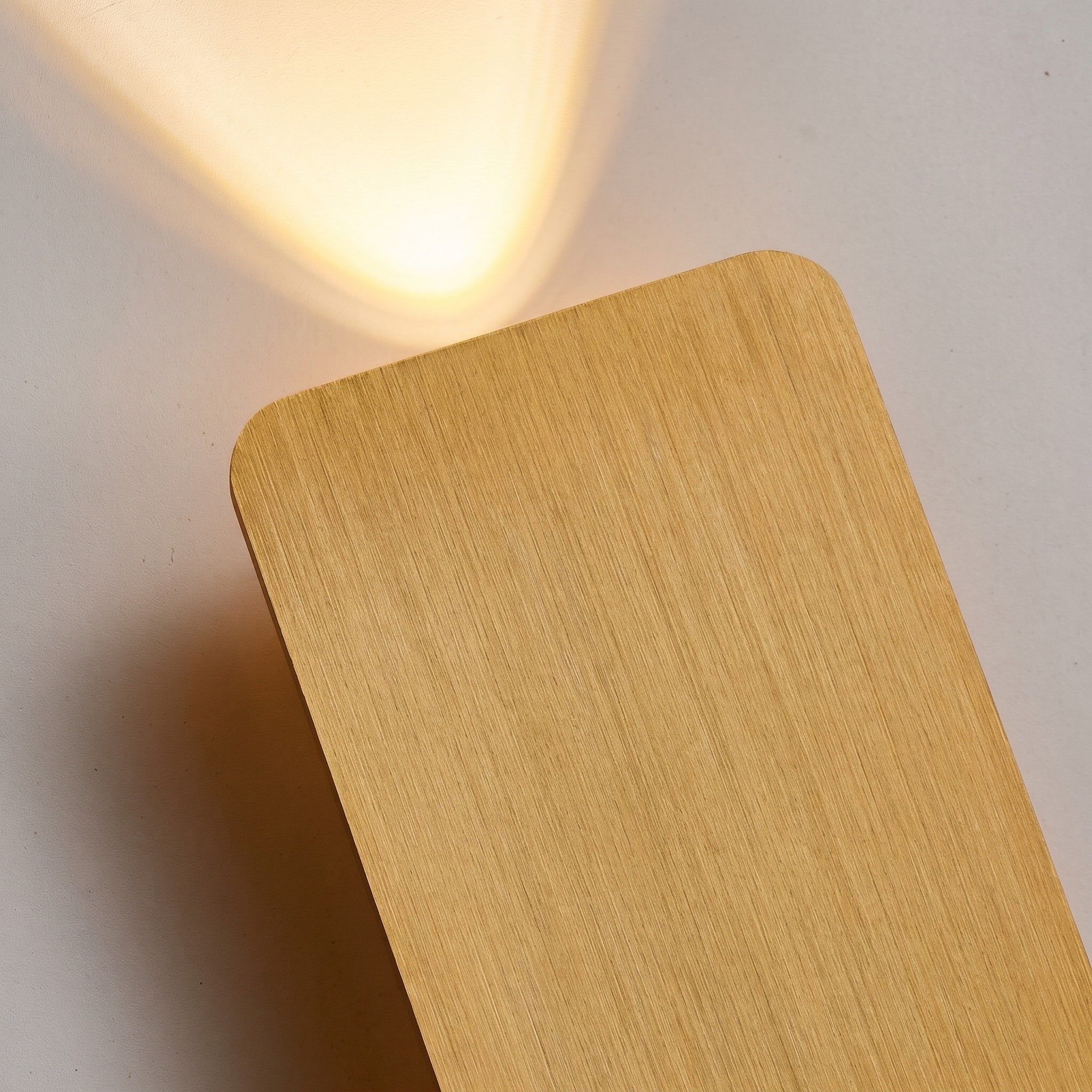 LED Wandleuchte Rechteckig Auf und Ab Lichteffekt