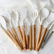 Küchenhelfer-Set mit Holzgriffen