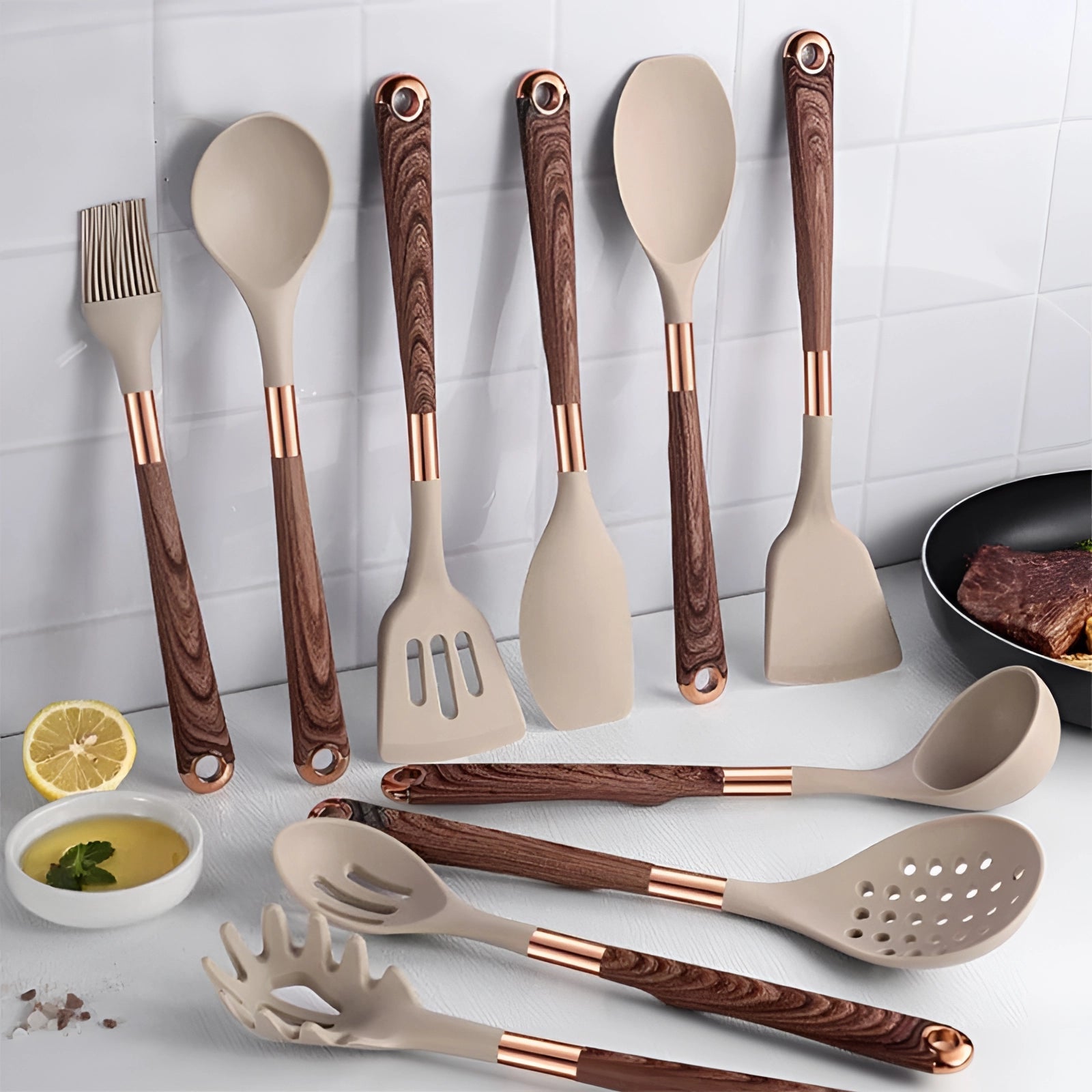 Taavita_luxury_kitchen_utensils_set_59596035.jpg