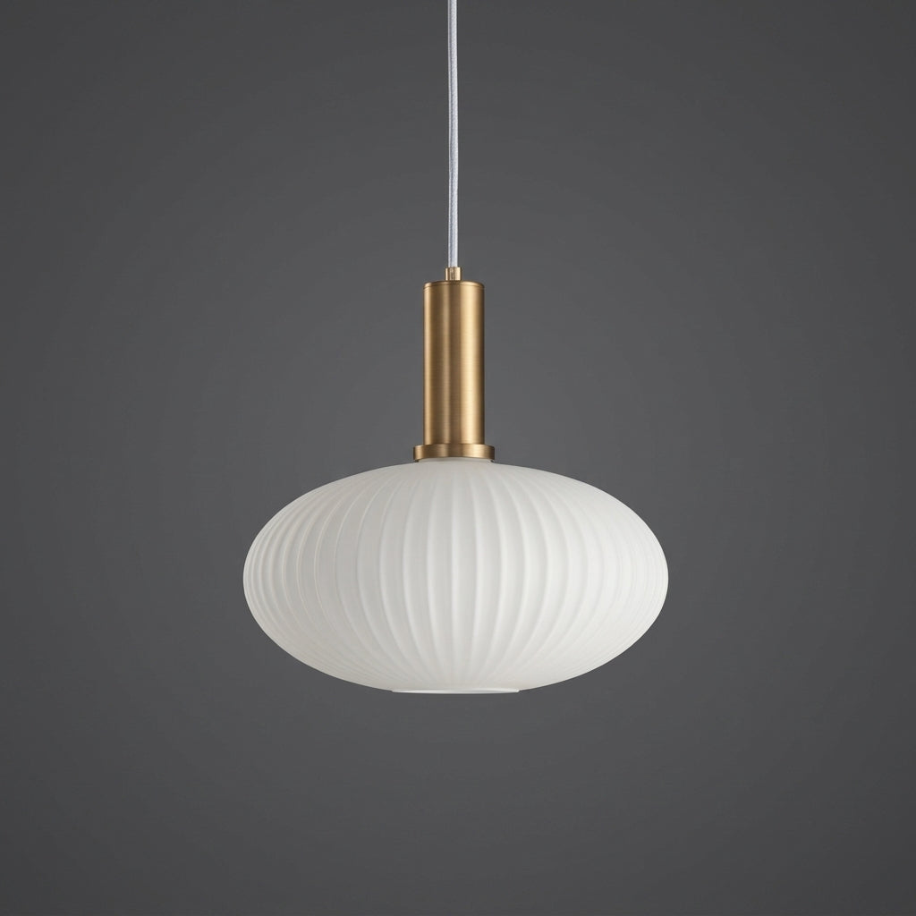 Vintage Gerippte Glas-Pendelleuchte mit Messingfassung