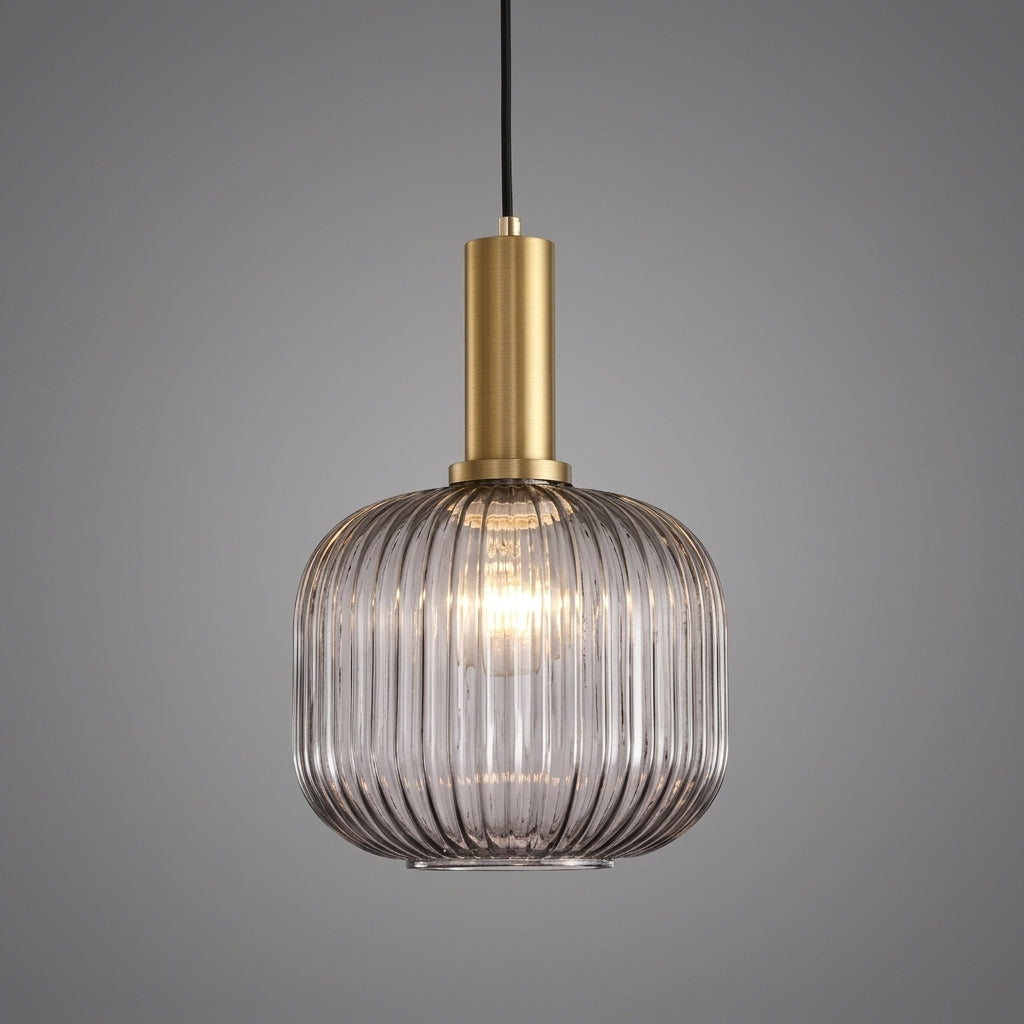 Vintage Gerippte Glas-Pendelleuchte mit Messingfassung