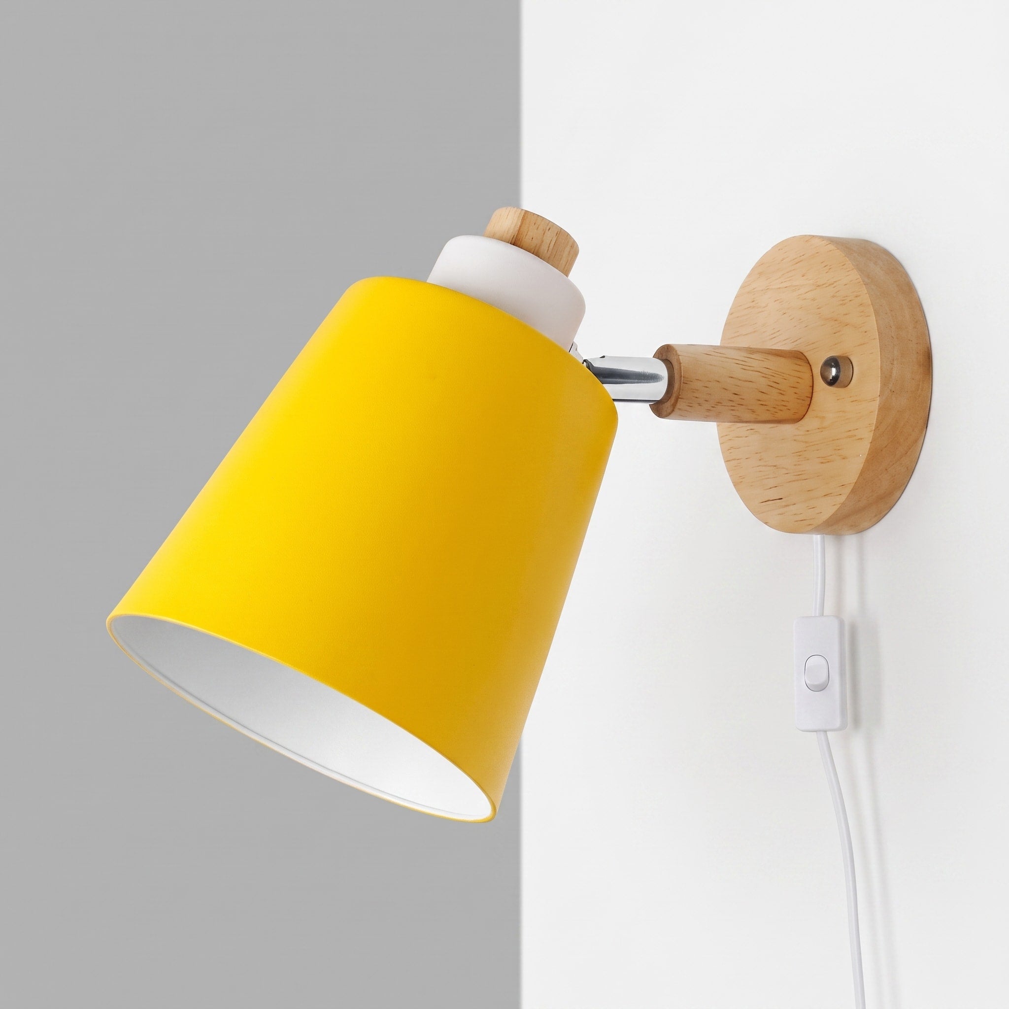 Verstellbare Schirm Wandleuchte mit drehbarem Lampenschirm