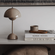 AuroraGlow LED Tischleuchte Modernes Design - Tischlampen - Khaki - Voldeva