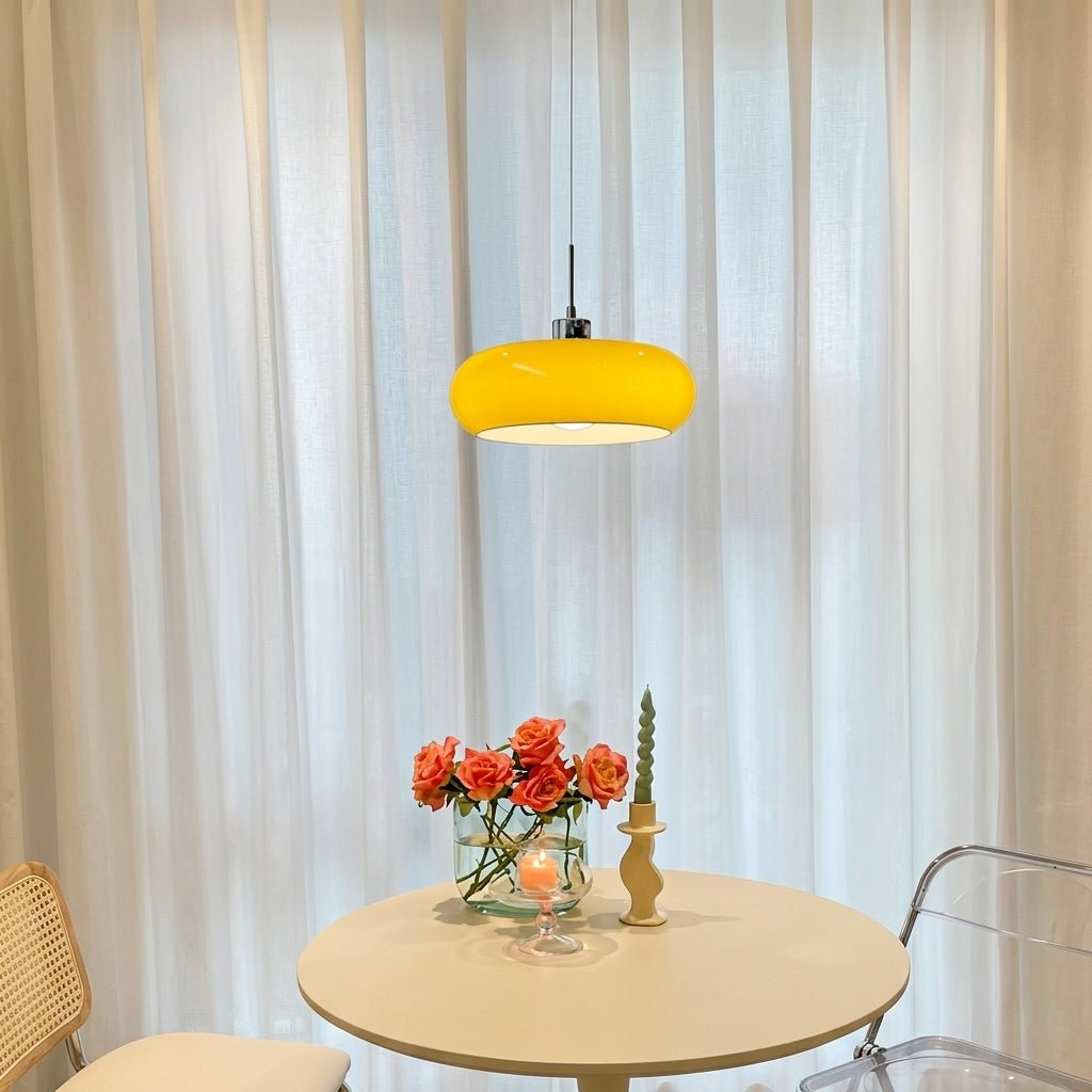 Bauhaus Pendelleuchte mit Rundem Kuppelschirm - Pendelleuchte - Gelb - Voldeva