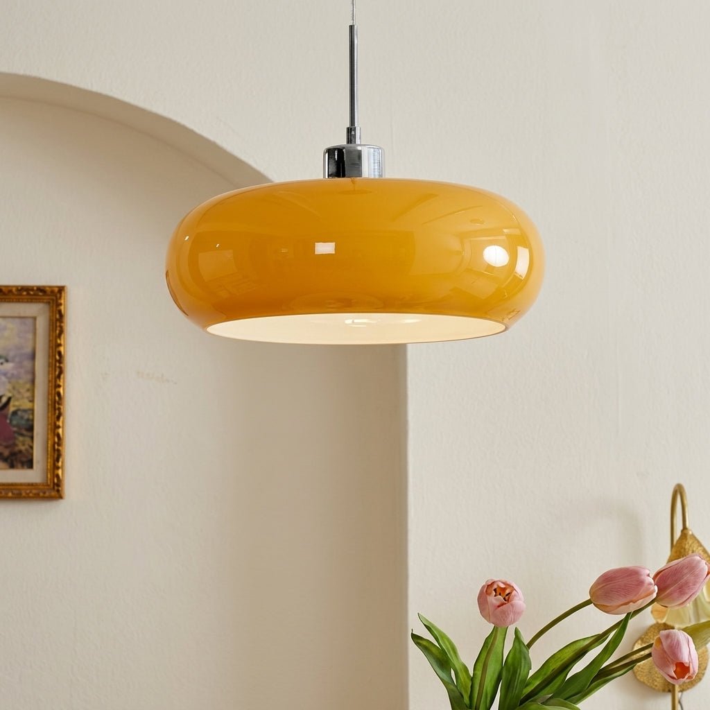 Bauhaus Pendelleuchte mit Rundem Kuppelschirm - Pendelleuchte - Gelb - Voldeva
