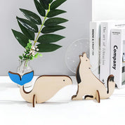 BeamBud - Holztier Tischlampe mit sanftem LED - Licht - Tischlampe - Pelikan - Voldeva