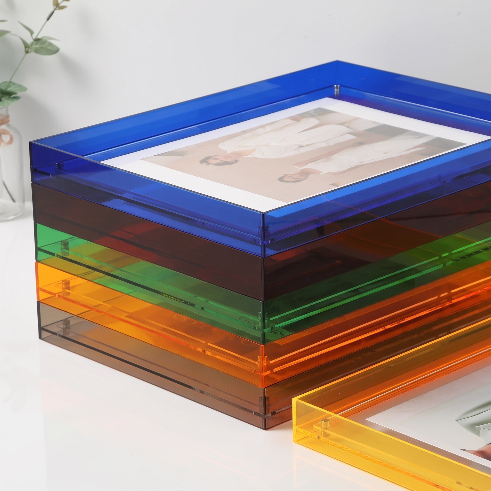 Bilderrahmen mit farbiger Acrylkante im Blockdesign - Picture Frames - Hellgrün - Voldeva