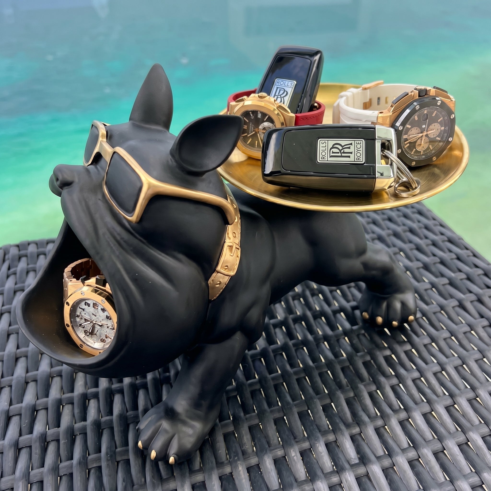 Bulldogge Figur mit Tablett und Stauraum - Figuren - Schwarz - Voldeva