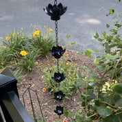 Dekorative Regenkette mit Lotusblüten - Bechern - Regenkette - Schwarz - Voldeva