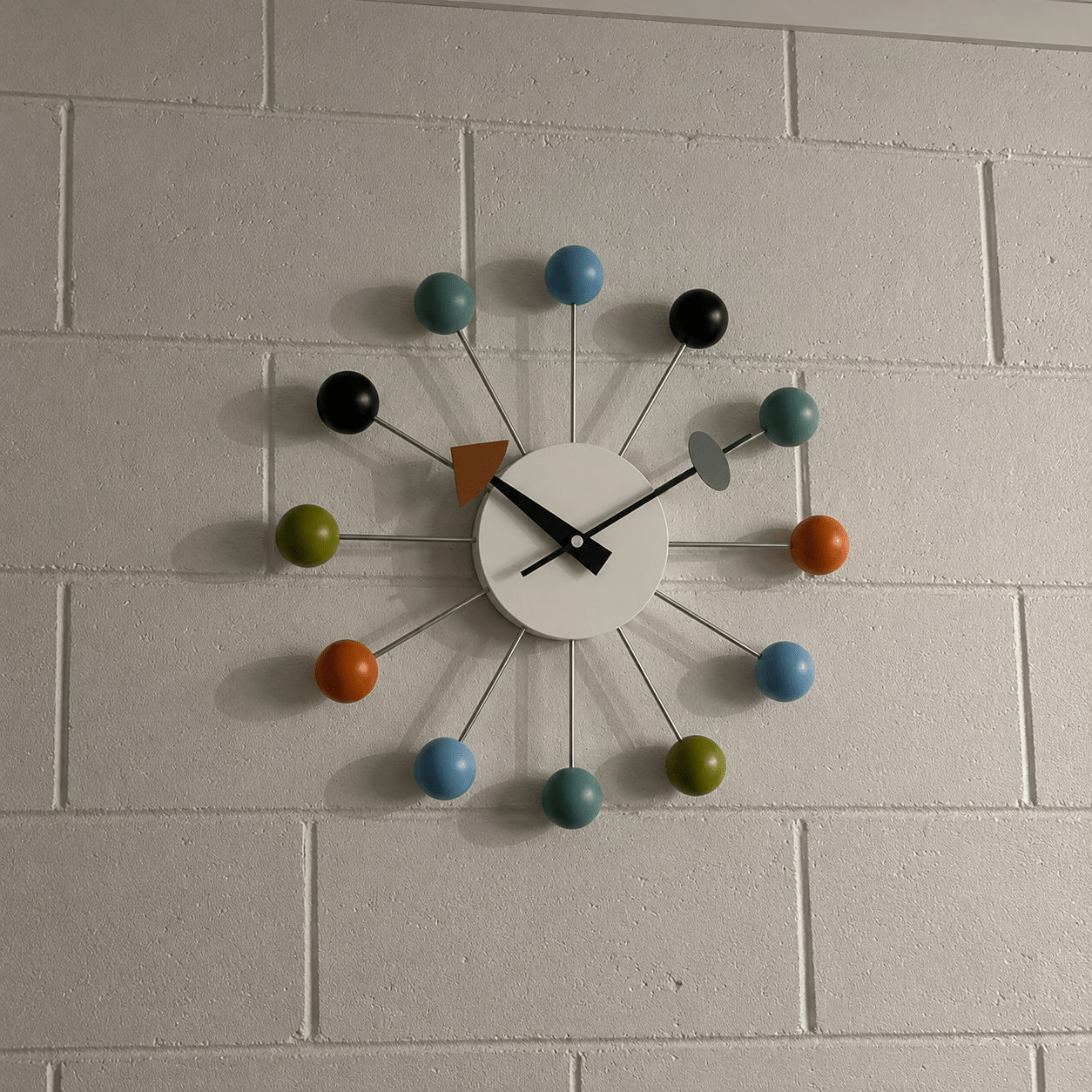 Dekorative Retro-Wanduhr im Kugel-Design - Uhr - Mehrfarbig - Voldeva