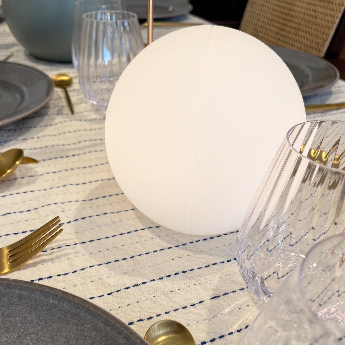 Dimmbare Kugelförmige LED-Leuchte mit RGB-Farbmodi - Table Lamps - 12 cm (Durchmesser) - Voldeva