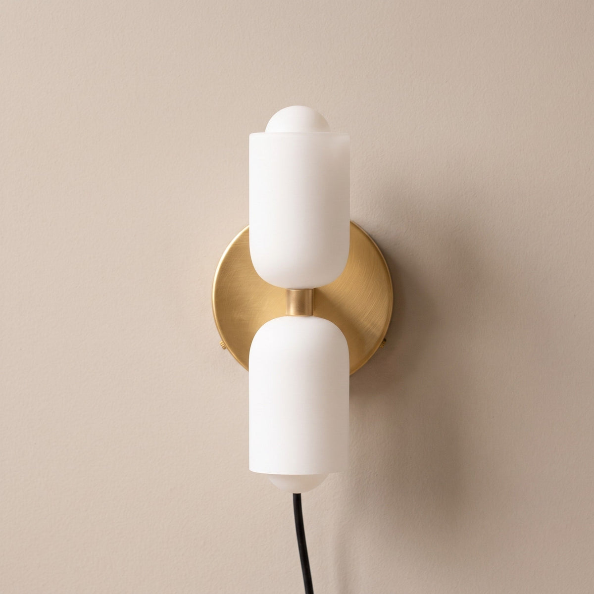 Doppelkopf Wandleuchte mit Glaszylindern im Messing-Design - Wall Light Fixtures - Schwarz - Voldeva