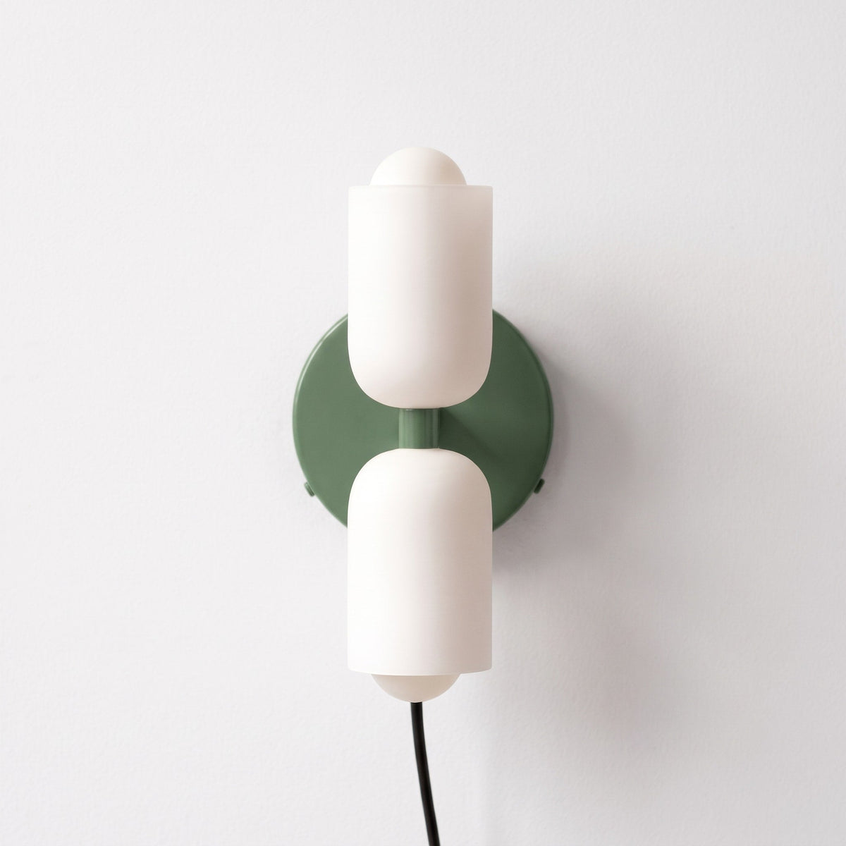 Doppelkopf Wandleuchte mit Glaszylindern im Messing-Design - Wall Light Fixtures - Grün - Voldeva