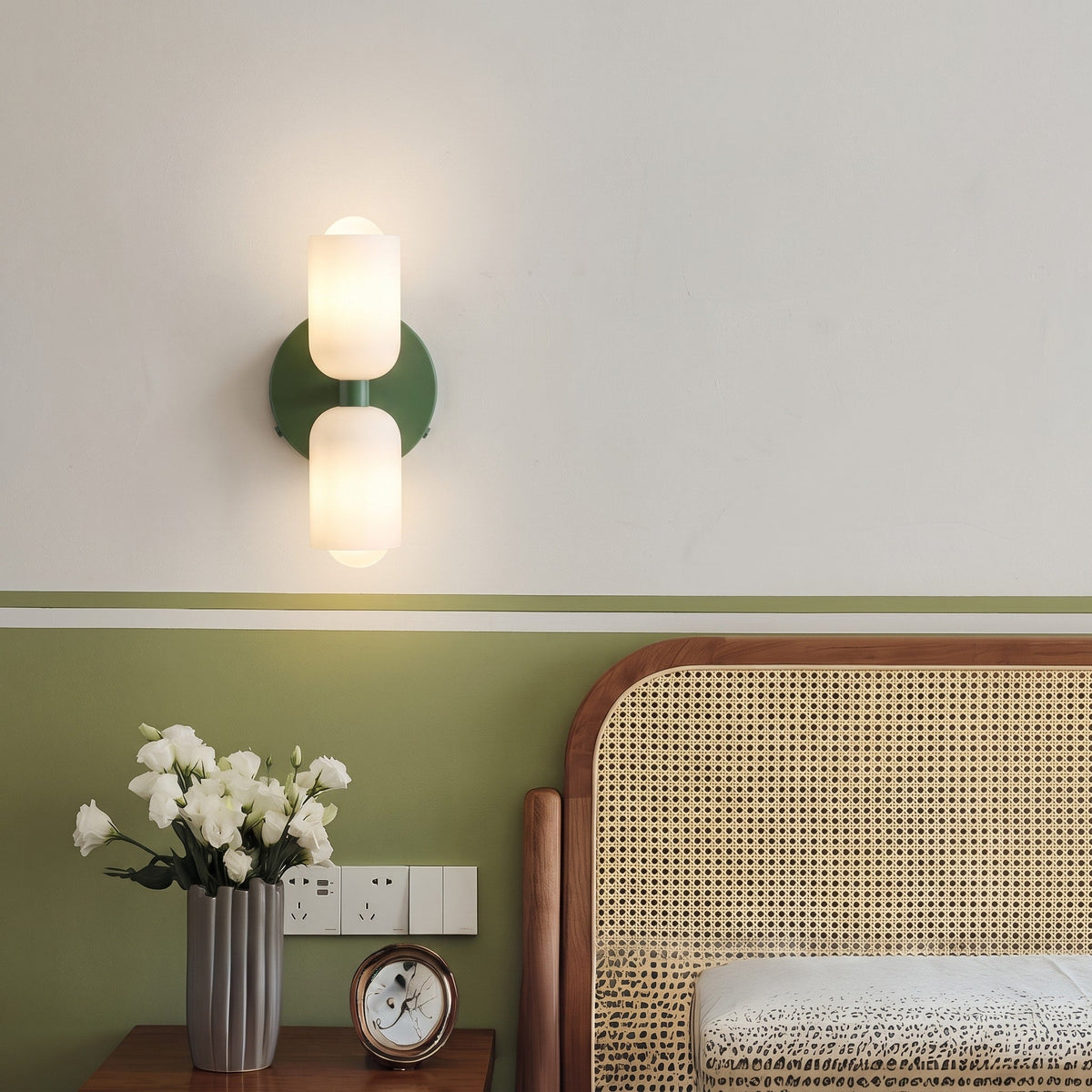 Doppelkopf Wandleuchte mit Glaszylindern im Messing-Design - Wall Light Fixtures - Grün - Voldeva