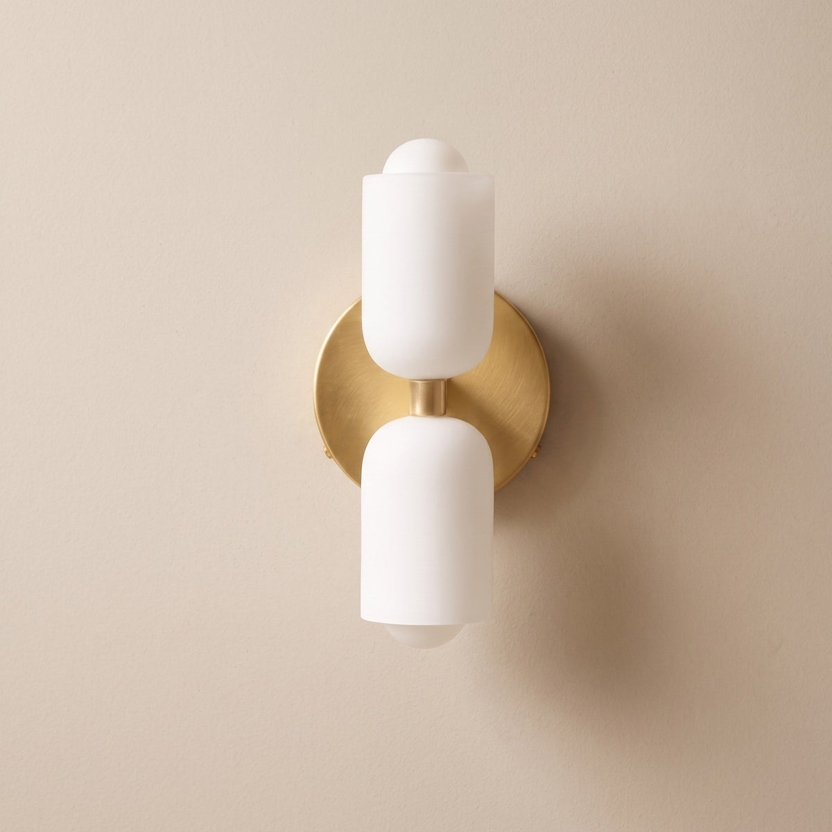 Doppelkopf Wandleuchte mit Glaszylindern im Messing-Design - Wall Light Fixtures - Gold - Voldeva