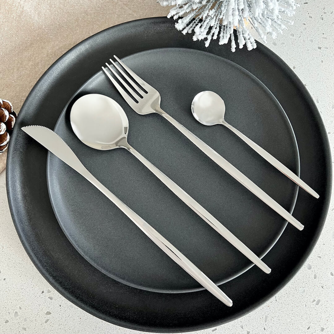 Edelstahl Silber Besteckset 24 - teilig Modern & Minimalistisch - Küchenutensilien - Voldeva