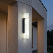 Elegante Alabaster Wandlampe mit Schwarzem Metallrahmen - Wandleuchte - 50 cm (12W) - Voldeva