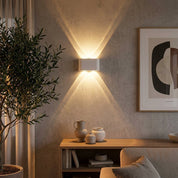Elina – Moderne LED Wandleuchte für Innen & Außen in Schwarz & Weiß - Wandleuchte - 2W | Weiß  - Voldeva