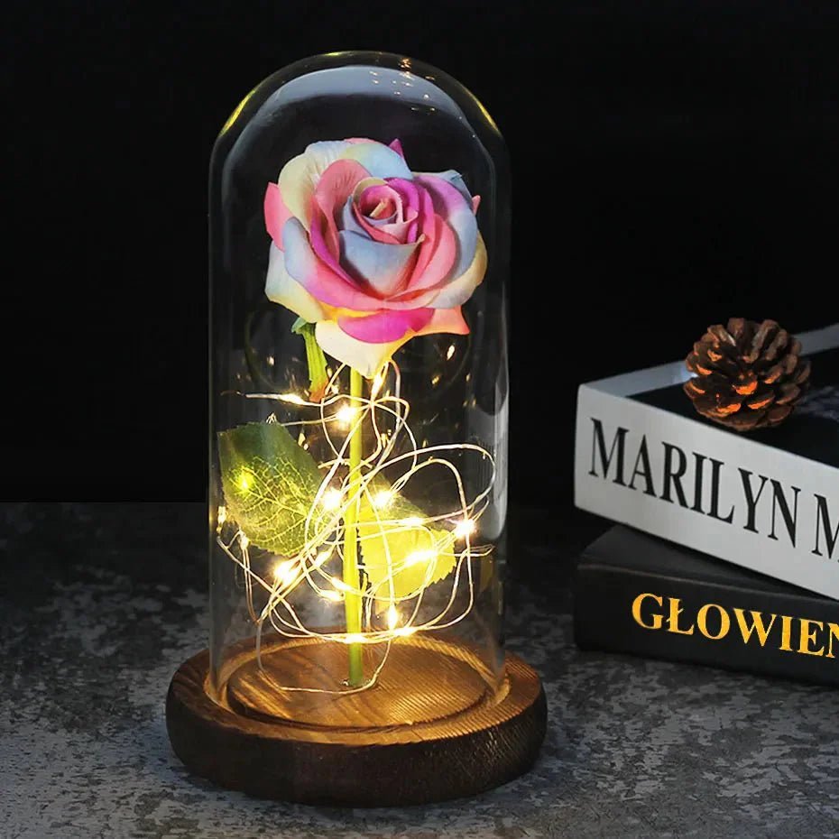 Flore – Rose in Glaskuppel mit LED - Beleuchtung - Dekorationen - Voldeva